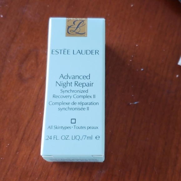 Estee Lauder Other - Estee Lauder advanced night repair